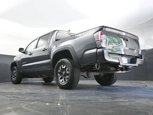 Used 2023 Toyota Tacoma TRD Off-Road w/ Technology Package AWD/4WD image 34