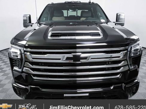 Used 2024 Chevrolet Silverado 2500 High Country w/ Technology Package AWD/4WD image 27