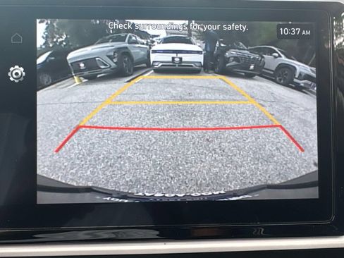 Certified 2024 Hyundai Venue Limited FWD image 27