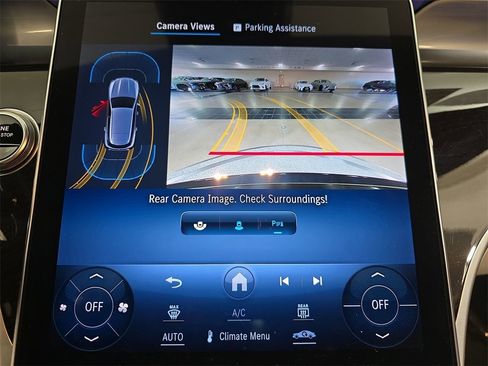 Used 2023 Mercedes-Benz GLC 300 4MATIC image 26