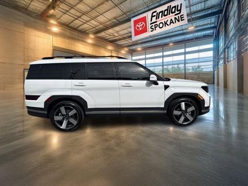 Used 2026 Hyundai Santa Fe Limited image 3