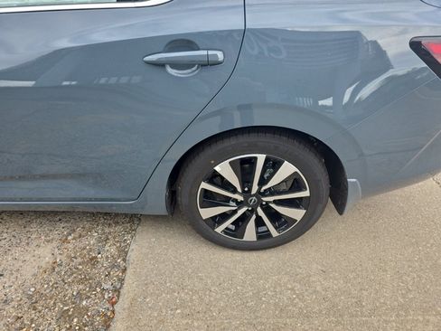 New 2025 Nissan Sentra SV w/ SV Premium Package image 11