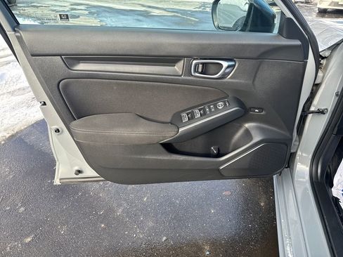 Used 2025 Honda Civic Sport image 23