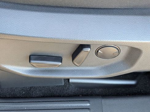 New 2025 Ford Ranger XLT w/ Equipment Group 301A High image 18