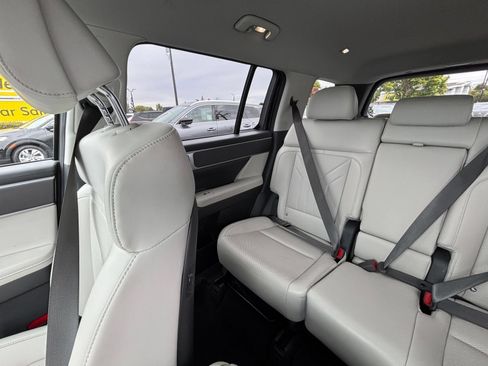 Used 2026 Hyundai Santa Fe SEL FWD image 38