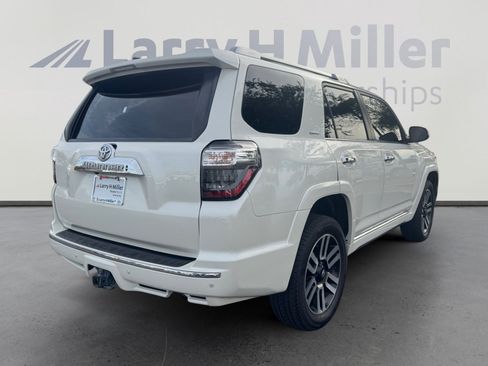 Used 2017 Toyota 4Runner Limited image 5