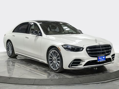 Used 2022 Mercedes-Benz S 500 4MATIC image 9