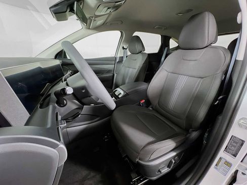 Certified 2025 Hyundai Tucson SEL image 12