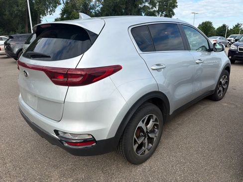 Used 2020 Kia Sportage LX FWD image 3
