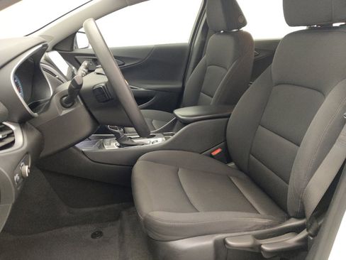 Used 2023 Chevrolet Malibu LS FWD image 17
