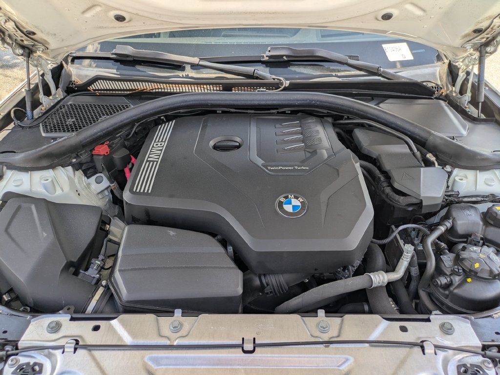 Used 2020 BMW 330i Sedan w/ M Sport Package RWD image 10