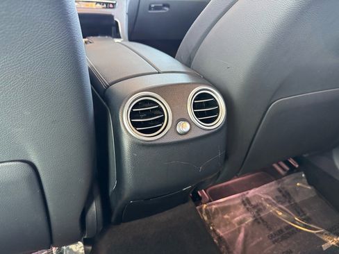 Certified 2022 Mercedes-Benz GLC 300 4MATIC w/ AMG Line image 19