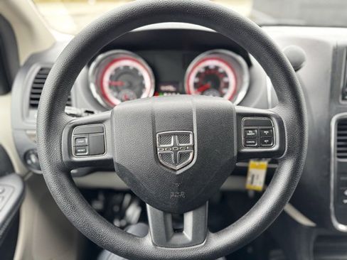 Used 2014 Dodge Grand Caravan SE w/ Quick Order Package 29E SE image 22