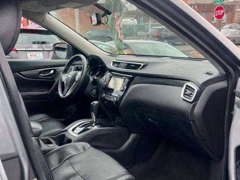 Used 2016 Nissan Rogue SL w/ SL Premium Package image 29