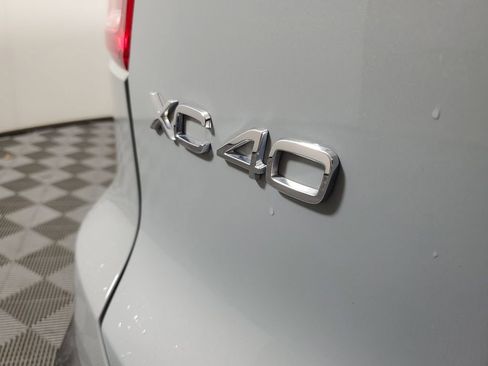 Certified 2025 Volvo XC40 B5 Core image 10