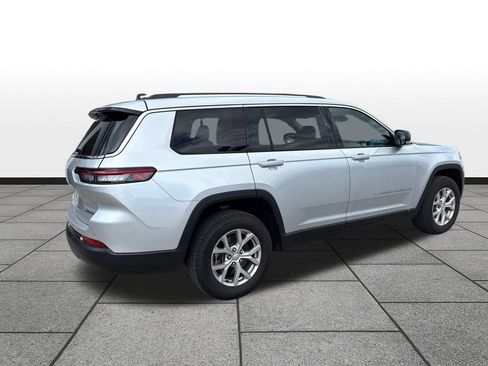 Used 2023 Jeep Grand Cherokee L Limited AWD/4WD image 5
