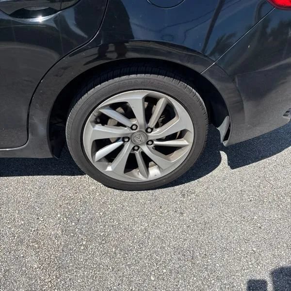 Used 2018 Acura ILX FWD image 17