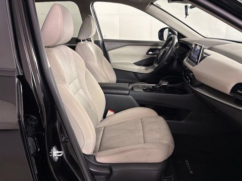 Used 2024 Nissan Rogue SV FWD image 39