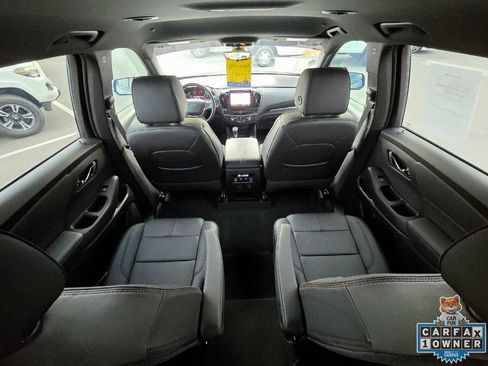 Used 2024 Chevrolet Traverse RS image 50