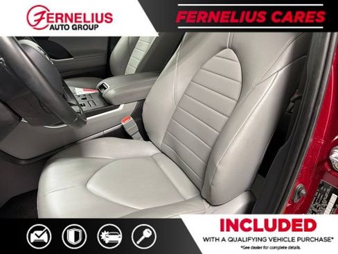 Used 2025 Toyota Highlander XLE AWD/4WD image 35