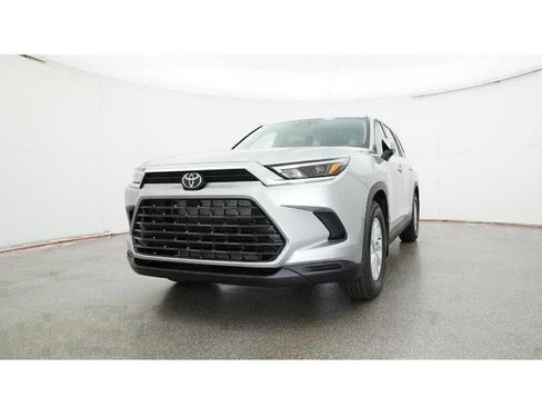 New 2026 Toyota Grand Highlander XLE image 56