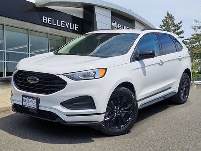 Used 2024 Ford Edge SE w/ Black Appearance Package