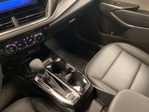 Certified 2024 Chevrolet Trax ACTIV w/ Sunroof Package image 13