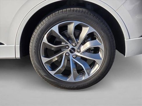 Certified 2023 Lincoln Aviator Grand Touring w/ Equipment Group 301A image 16