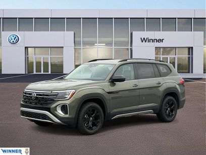 New 2026 Volkswagen Atlas Peak Edition