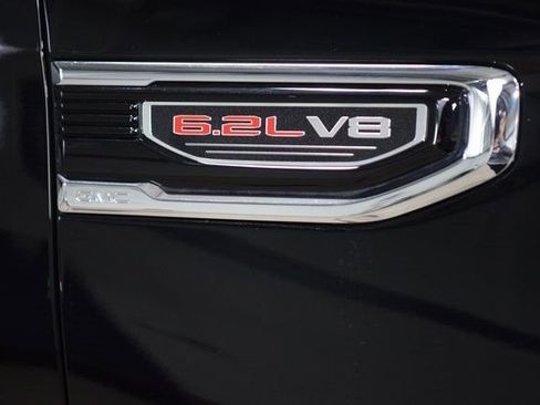 Used 2025 GMC Sierra 1500 Denali w/ Denali Reserve Package image 13