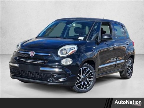Used 2019 FIAT 500L Pop w/ Popular Equipment Group image 1