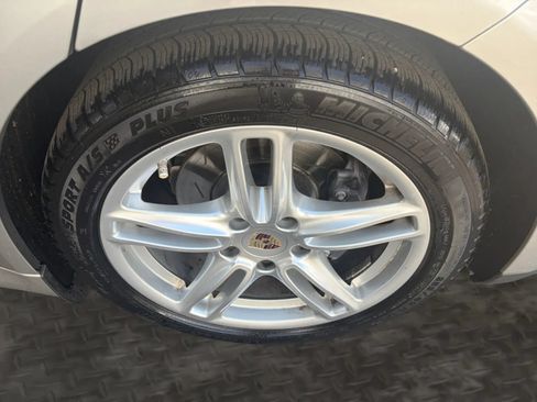 Used 2012 Porsche Panamera 4 image 42