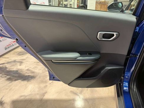 Used 2025 Kia K4 LXS image 36