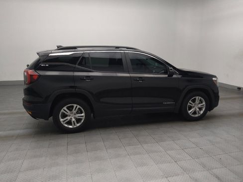 Used 2022 GMC Terrain SLE w/ Driver Convenience Package image 10