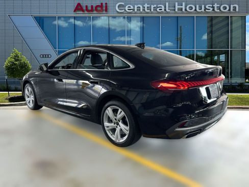 Certified 2025 Audi A5 2.0T Premium image 3