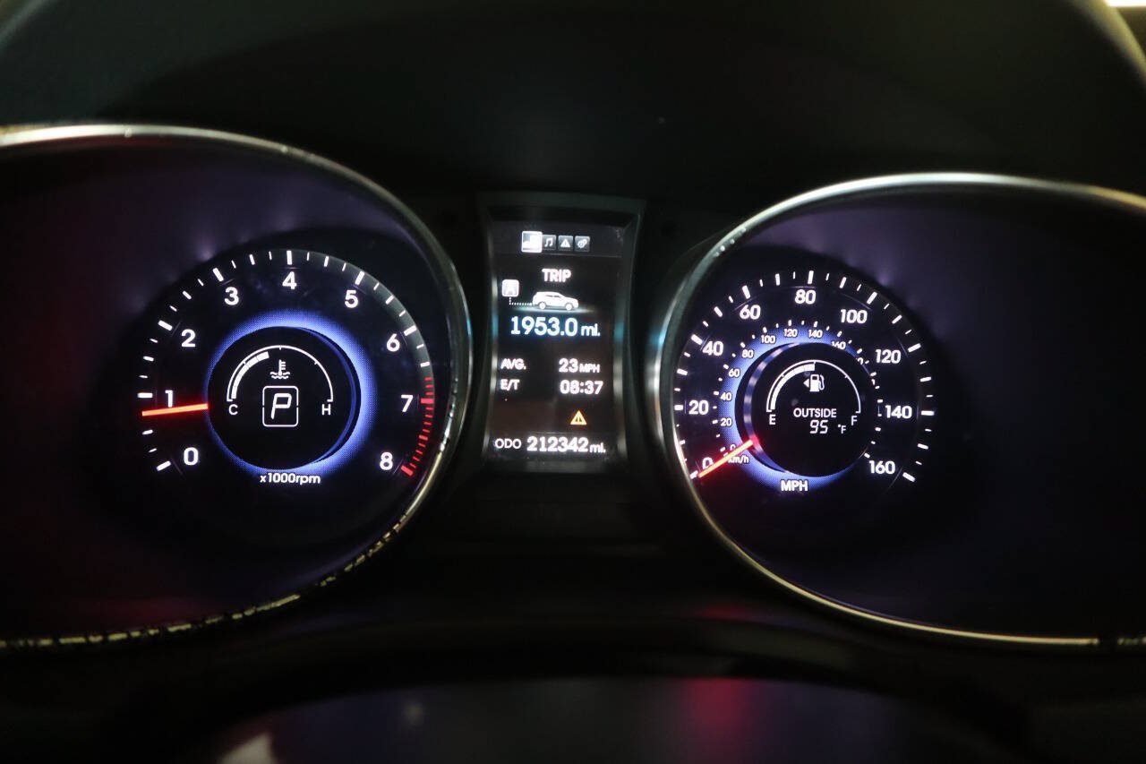 Used 2013 Hyundai Santa Fe Sport 2.0T FWD image 27