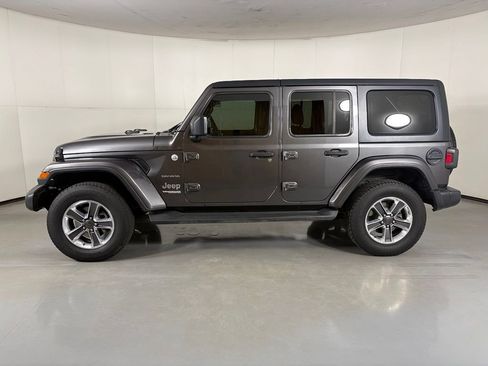 Used 2020 Jeep Wrangler Unlimited Sahara AWD/4WD image 5
