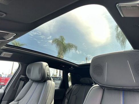 New 2026 Cadillac Lyriq V image 19