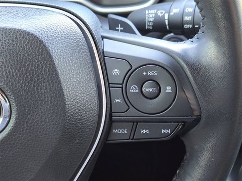 Used 2023 Toyota Corolla SE image 30