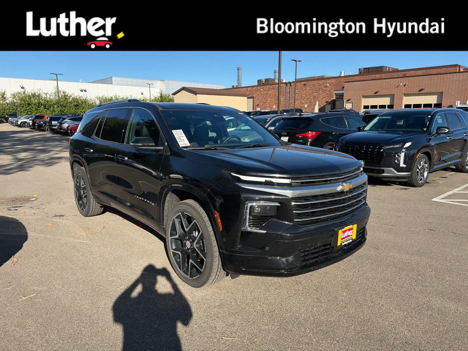 Used 2026 Chevrolet Traverse High Country AWD/4WD image 1