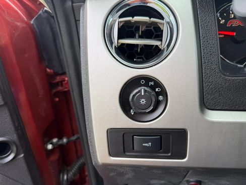 Used 2014 Ford F150 FX4 w/ Equipment Group 402A Luxury AWD/4WD image 16
