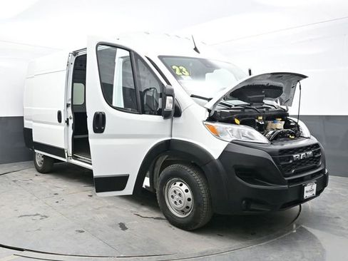 Used 2023 RAM ProMaster 2500 image 38