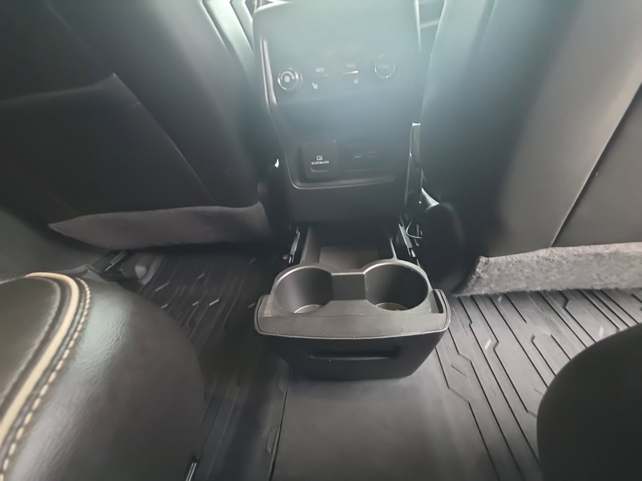 Used 2020 GMC Acadia Denali w/ Trailering Package AWD/4WD image 26