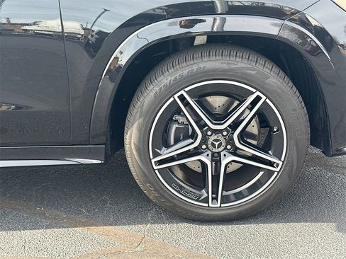 Certified 2025 Mercedes-Benz GLS 450 GLS 450 image 13