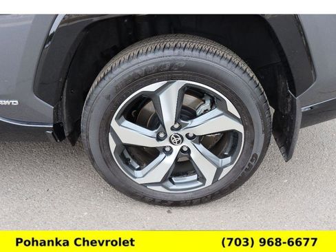 Used 2024 Toyota RAV4 SE image 26