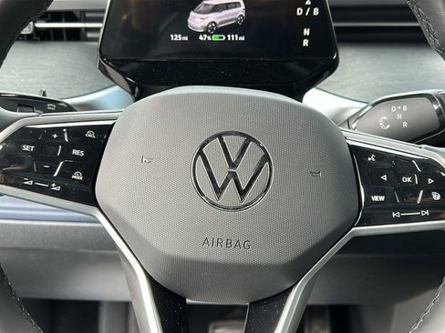 New 2025 Volkswagen ID. Buzz Pro S RWD image 12