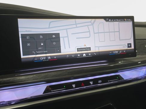 Certified 2023 BMW 740i RWD image 17