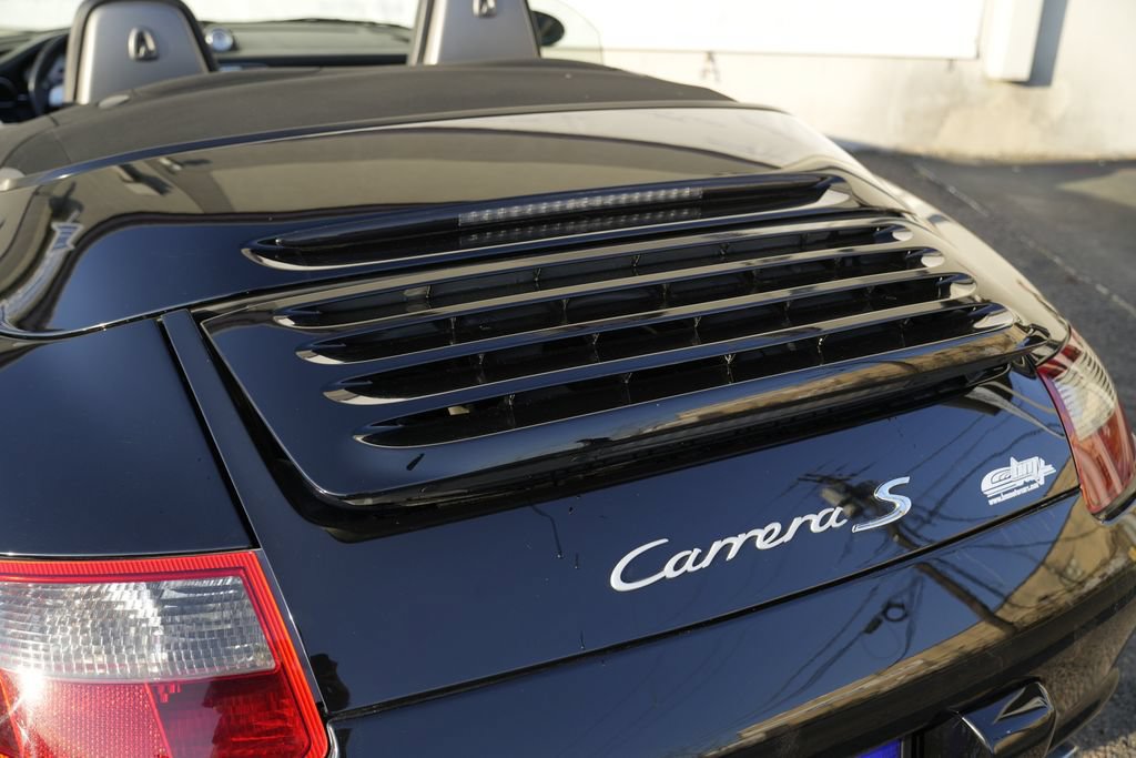 Used 2006 Porsche 911 Carrera S RWD image 21