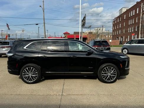 Certified 2025 Buick Enclave Avenir w/ Super Cruise Package AWD/4WD image 6