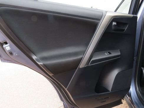 Used 2013 Toyota RAV4 XLE image 31